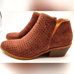 LIFE STRIDE Payton Brown Casual Booties sz 9.5